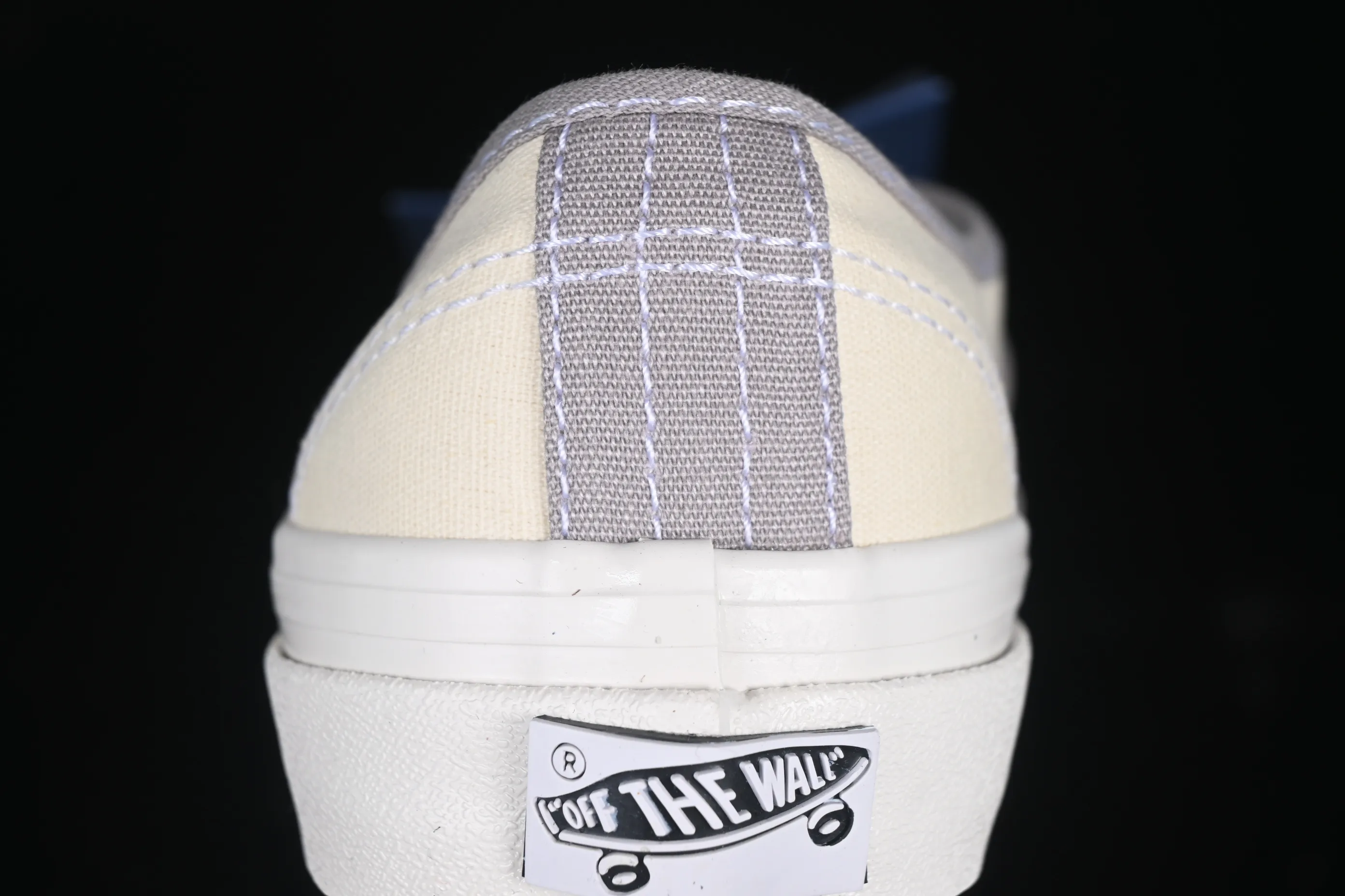 All categories Vans Vans series Vans Low Vans low-top Vans Authentic Reissue 44 Vans official high-end branch low-top casual sneakers VN000CQAKAQ